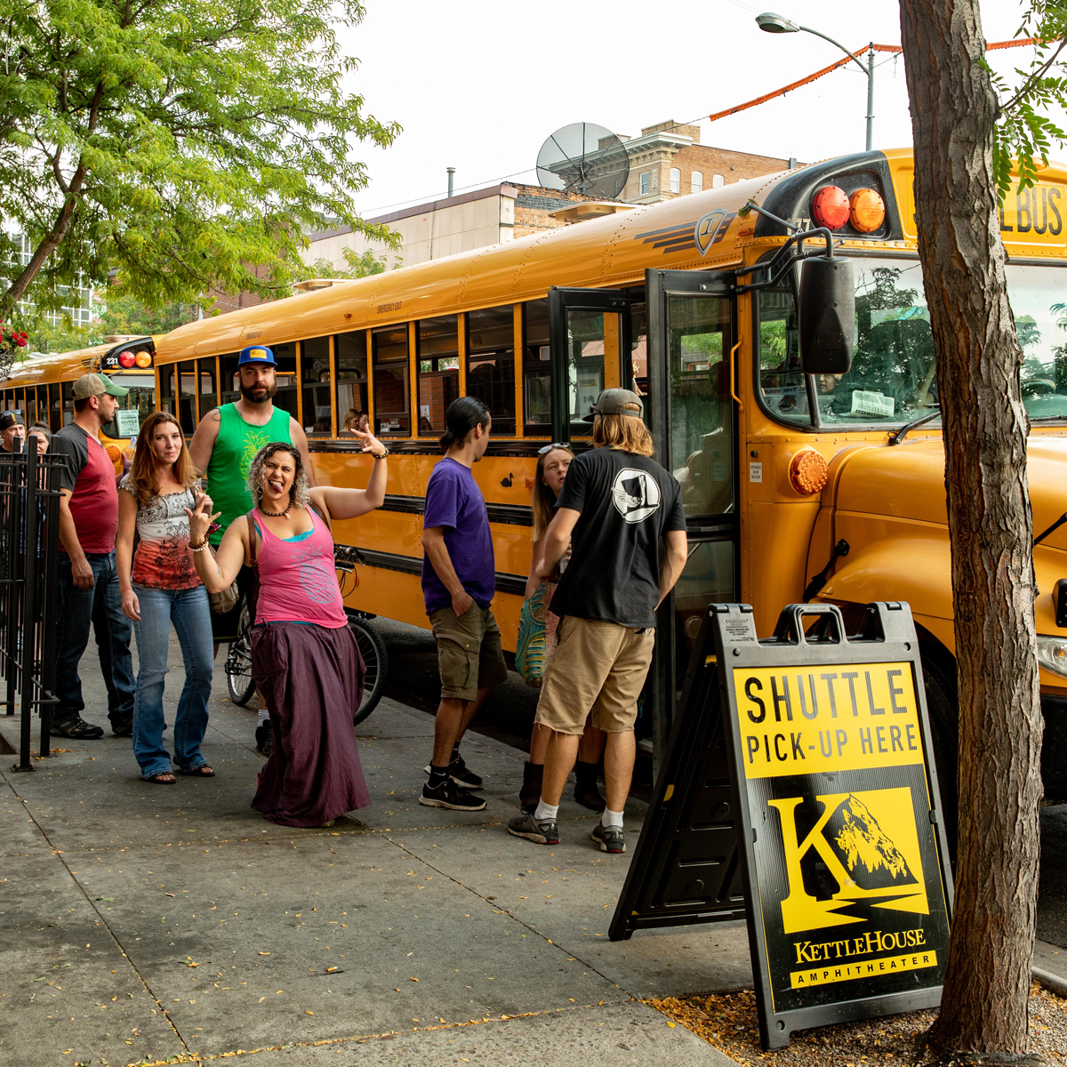 Bus-Shot shuttles
