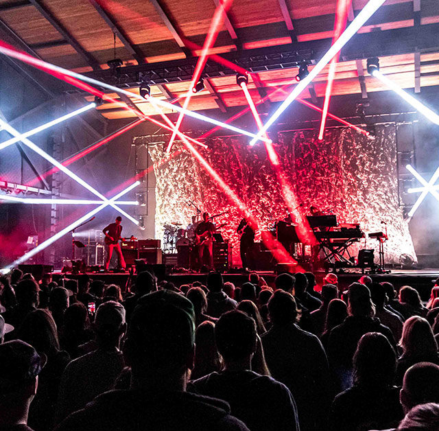 https://groovesolventless.com/wp-content/uploads/2022/09/Featured-Photo-Umphreys-McGee.220910-640x628.jpg