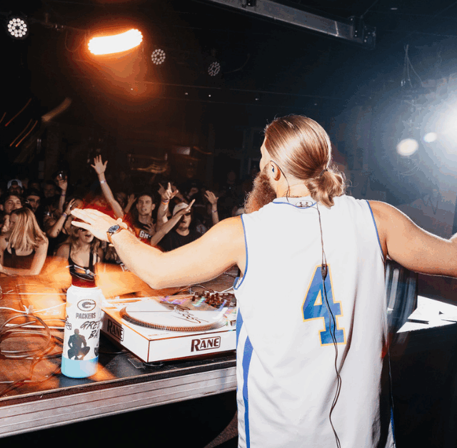 DJ Briggs at the Top Hat (Photo Gallery)