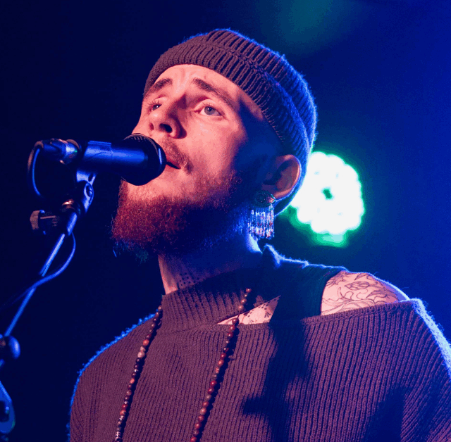 Azure Larkwood at the Top Hat (Photo Gallery)